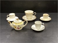 Vintage Tea Cups & Saucers