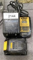 Dewalt dcb112 12v/20v max with 2 batteries