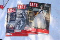 3 Life Magazines (1953 - Royal Family)