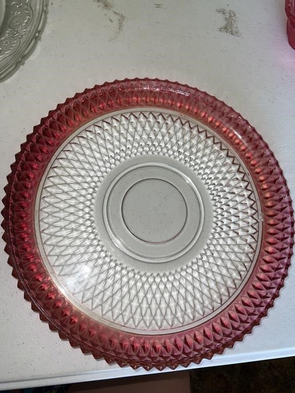 Red ruby diamond point serving tray