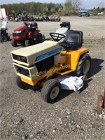 E1. INTERNATIONAL CUB CADET 1250 HYDROSTATIC 52 EN