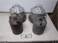 2 Vintage Feeder Tins & 2 Vtg 1 Gallon Gas Cans
