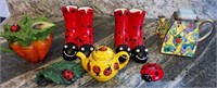 T - LOT OF LADY BUG COLLECTIBLES (P126)