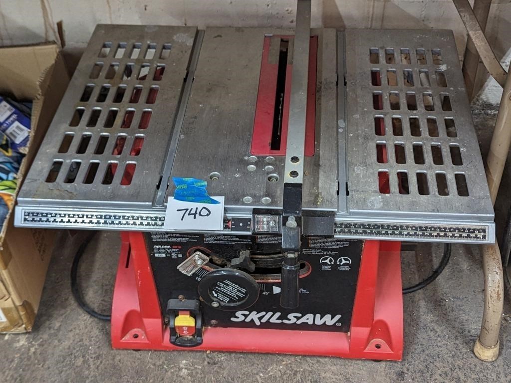 Skilsaw Table Saw