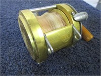 PENN INTERNATIONAL 30 FISHING REEL