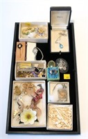 Lot, vintage jewlery