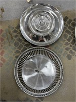 2 Metal Hubcaps 15" "T"