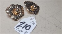 Earrings w/ 14K Flower 1 dwt, Plus Gold Studs