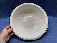 Black & white enamelware bowl - 12.5in diameter