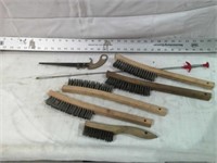 WIRE BRUSHES