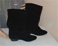 Womens Soho Black suede Boots size 6