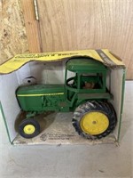 John Deere generation II tractor
