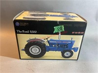 Ertl 1/16 Ford 5000 Tractor