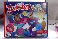 Hasbro Gaming Twister Air Game