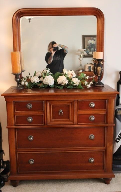 Stanley Vanity Dresser w/ Candles & Faux Roses