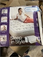 Full-size sleep style air mattress