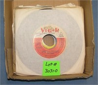 Mixed group of vintage 45 RPM records