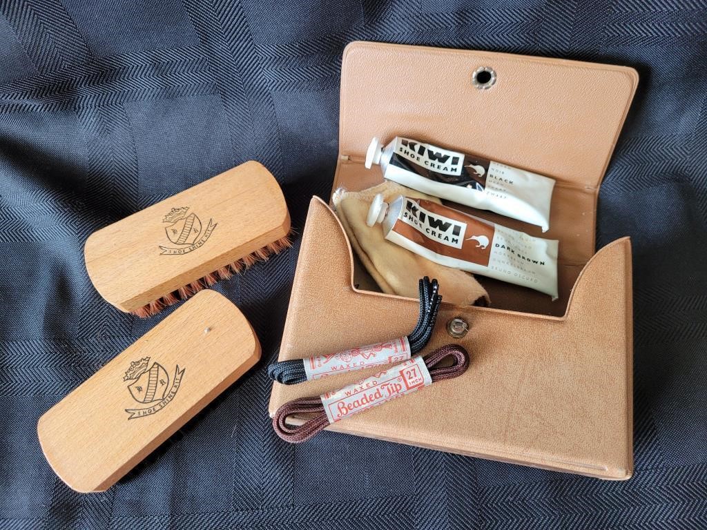 Vintage Kiwi Shoe Shine Kit