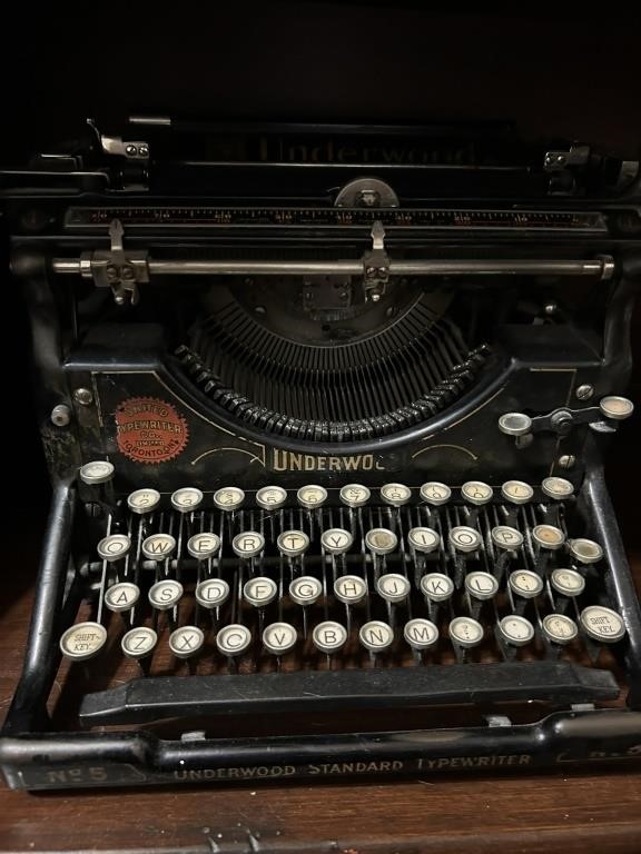 Underwood No. 5 Vintage Typewriter