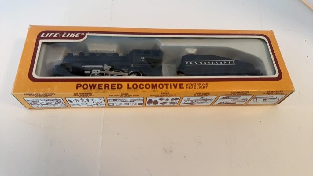 Life-Like Powered Locomotive HO Scale New