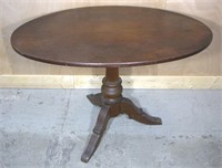 ANTIQUE ENGLISH MAHOGANY OVALTABLE W/FLIPTOP c1860