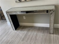 CONSOLE TABLE