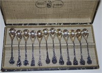 Boxed set of 12 plated coffee spoons