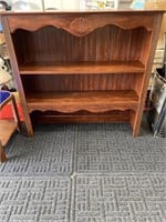 Lighted Bookcase w/Fancy Shell Carving