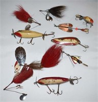 LOT - OLD FISHING LURES