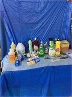 Qty of cleaning supplies