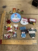 Vintage Christmas Jewlery Brooch pin Lot