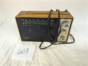 Vintage AM - FM Radio