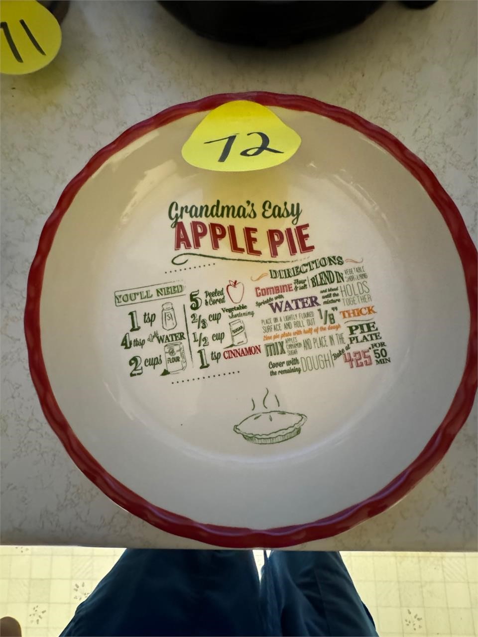 Grandma’s easy apple pie recipe on ceramic pan