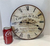 Round Coteaux de Loire Clock