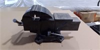 Heavy Duty Swivel Bench Vise