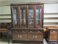 Broyhill Ming Dynasty Design China Cabinet