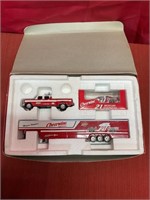 1:64 scale Dually with trailer