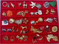 Vintage brooches some signed