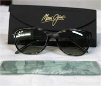 Maui Jim Sun Glasses w Case Made in Italy