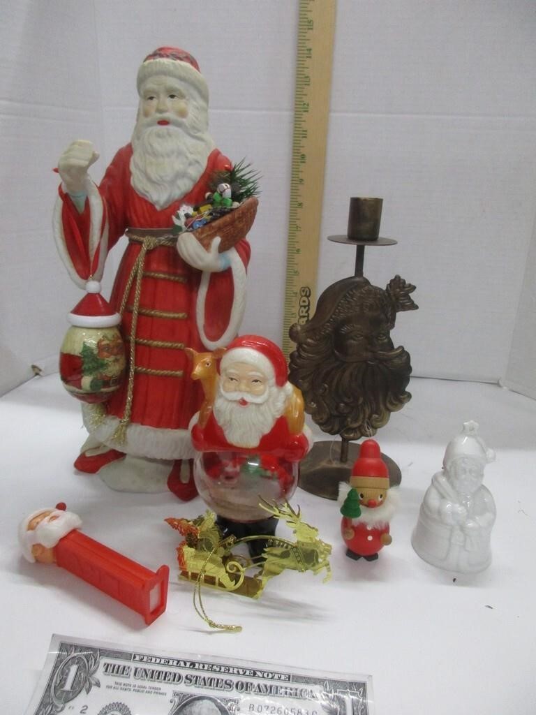 Assorted Christmas decor