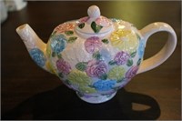 Ceramic Tea Pot Flowers Roses