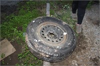 goodyear tire, truck 265 70 r 17