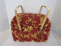 Nice Sewing basket - Great for trael