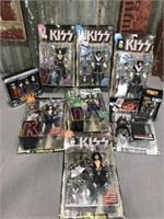 7 KISS action figures, ornament, Pez set