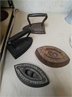 4 vintage irons