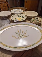 Trays, Serving Bowls & Other