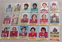 18 TOPPS 1974 FOOTBALL CARDS