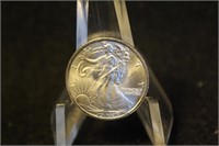 1/10thoz .999 Fine Silver Walking Liberty Coin