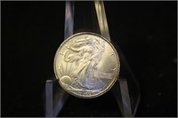 1/10thoz .999 Fine Silver Walking Liberty Coin