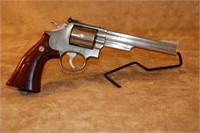 Smith & Wesson "Critical Moment" Revolver (.357 )